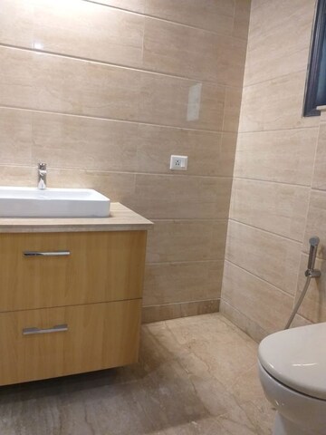 Bathroom in 6+ BHK Independent House at Maharani Bagh – for Sale