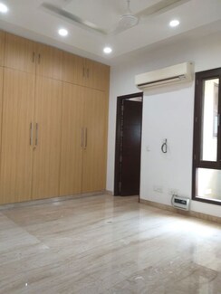 6+ BHK + Pooja Room,Servant Room,Study Room,Extra Room Independent House For Sale in Maharani Bagh