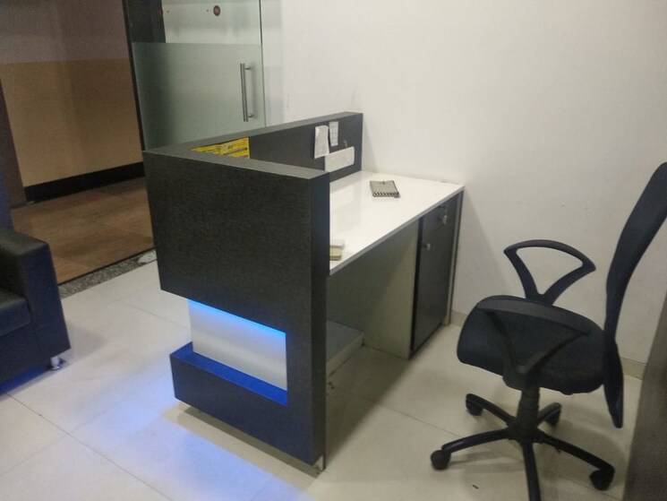 Team Area, k-rahega-palm-springs Commercial Office Space 1200 Sq.Ft. In Malad West Mumbai 9792057