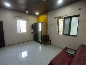 Living Room in 1 BHK Apartment at Worli – for Rent