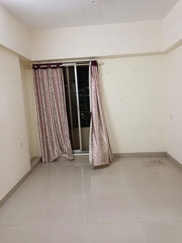 Room in 1 BHK Apartment at Gandharv Darshan, Lower Parel – for Rent