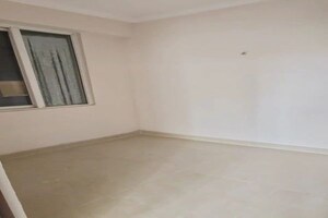 Room in 2 BHK Apartment at Amrapali Exotica, Sector 50 – for Sale