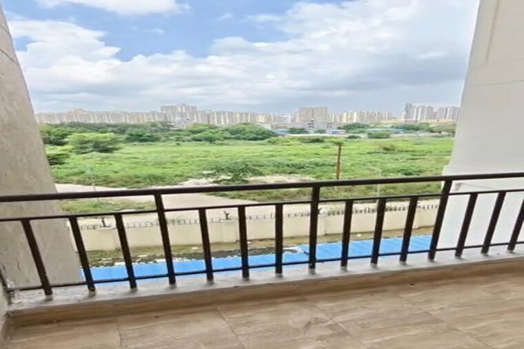 Swimming Pool, amrapali-exotica 2 Bedroom 945 Sq.Ft. Apartment In Sector 50 Noida 9791691