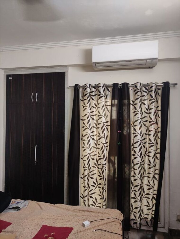 Bedroom, crossing republic 2 Bedroom 1050 Sq.Ft. Apartment In Crossing Republic Ghaziabad 9791916