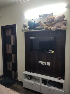 Furnished Amenities in 2 BHK Apartment at Crossing Republic – for Sale