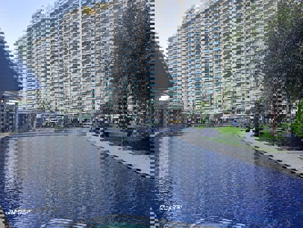 3 BHK + Servant Room Apartment For Sale in DLF The Westpark