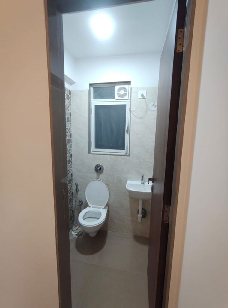 Bathroom, devanahalli 3 Bedroom 1563 Sq.Ft. Apartment In Devanahalli Bangalore 9792145
