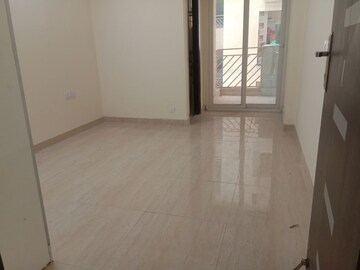 Room in 3 BHK Apartment at Gaur Sportswood, Sector 79 – for Sale