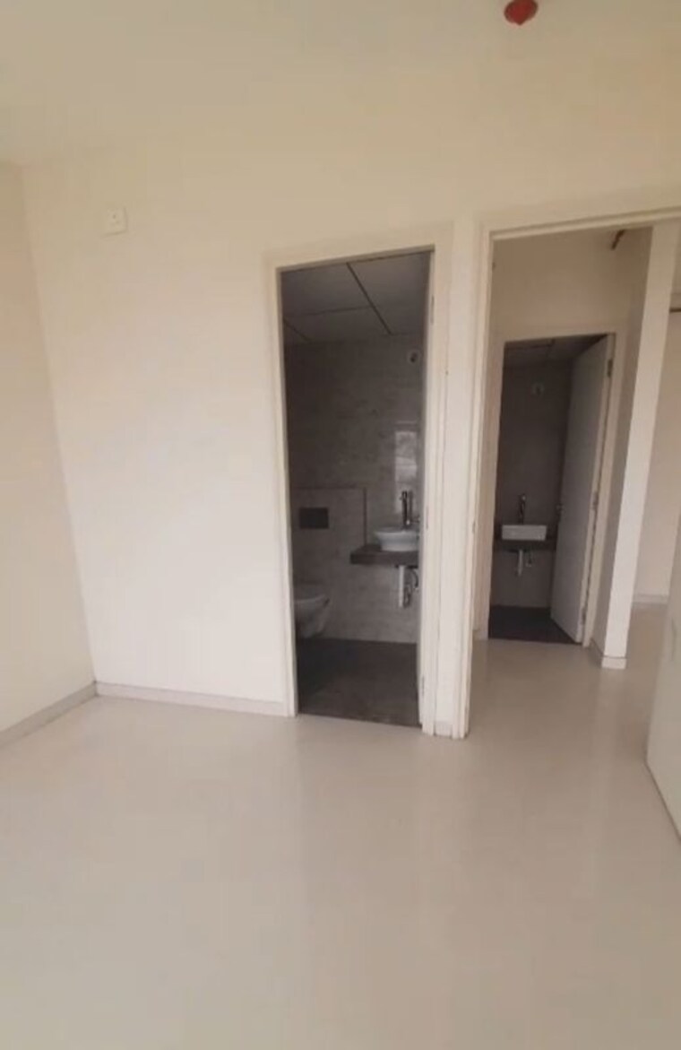 Attached Bathroom, adhiraj-samyama 1 Bedroom 450 Sq.Ft. Apartment In Kharghar Sector 37 Navi Mumbai 9792224