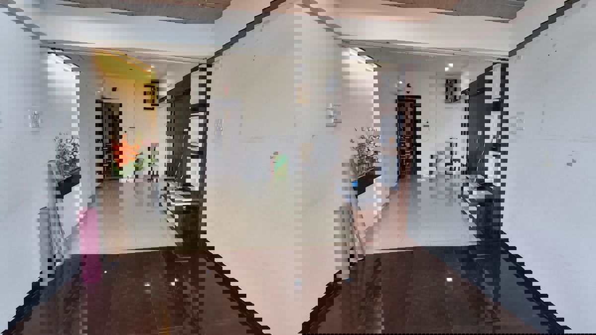 4 BHK + Pooja Room,Servant Room,Study Room,Extra Room,Basement Apartment For Sale in Senapati Bapat Road