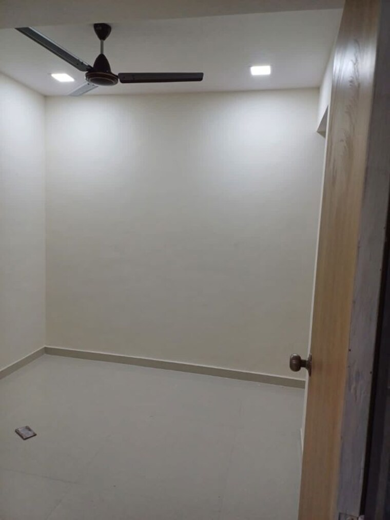 Room, sector 5 ghansoli 2 Bedroom 720 Sq.Ft. Apartment In Sector 5 Ghansoli Navi Mumbai 9792362