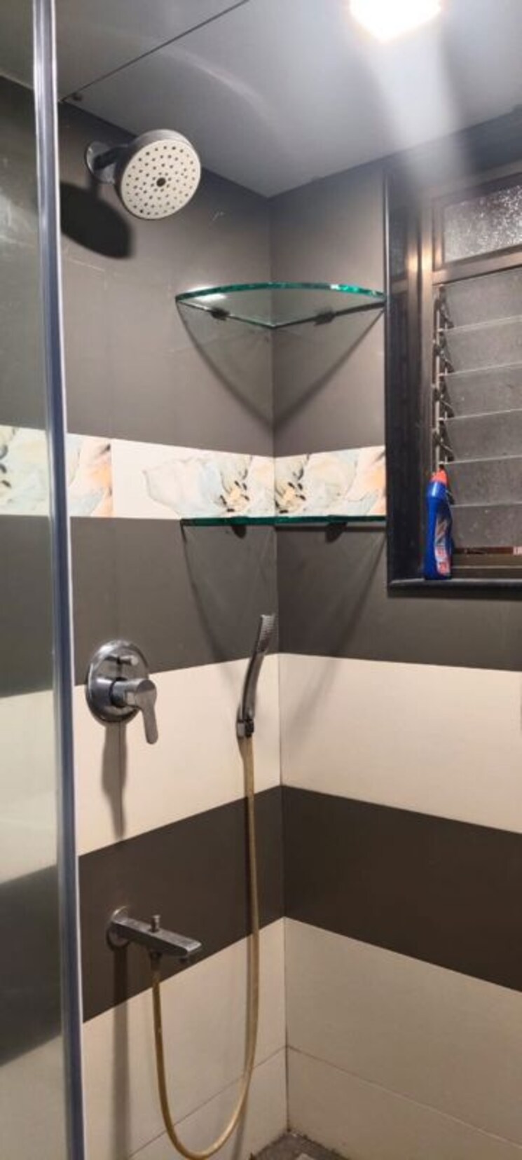 Bathroom, sunrise-apartment-andheri 3 Bedroom 1100 Sq.Ft. Apartment In Andheri West Mumbai 9792270