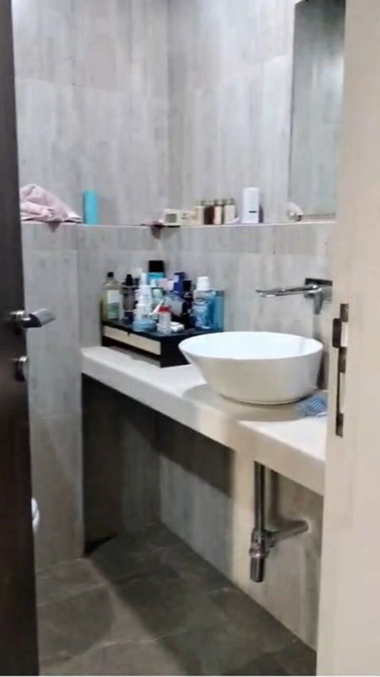 Bathroom, tridhaatu-morya 2 Bedroom 936 Sq.Ft. Apartment In Chembur Mumbai 9792346