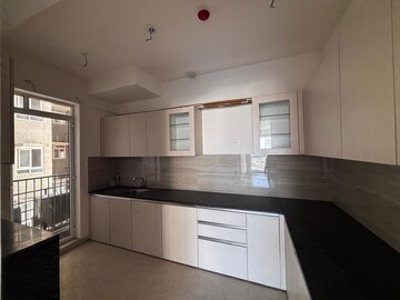 Kitchen in 3 BHK Apartment at Indiabulls One Indiabulls, Pokhran Road No Two – for Rent