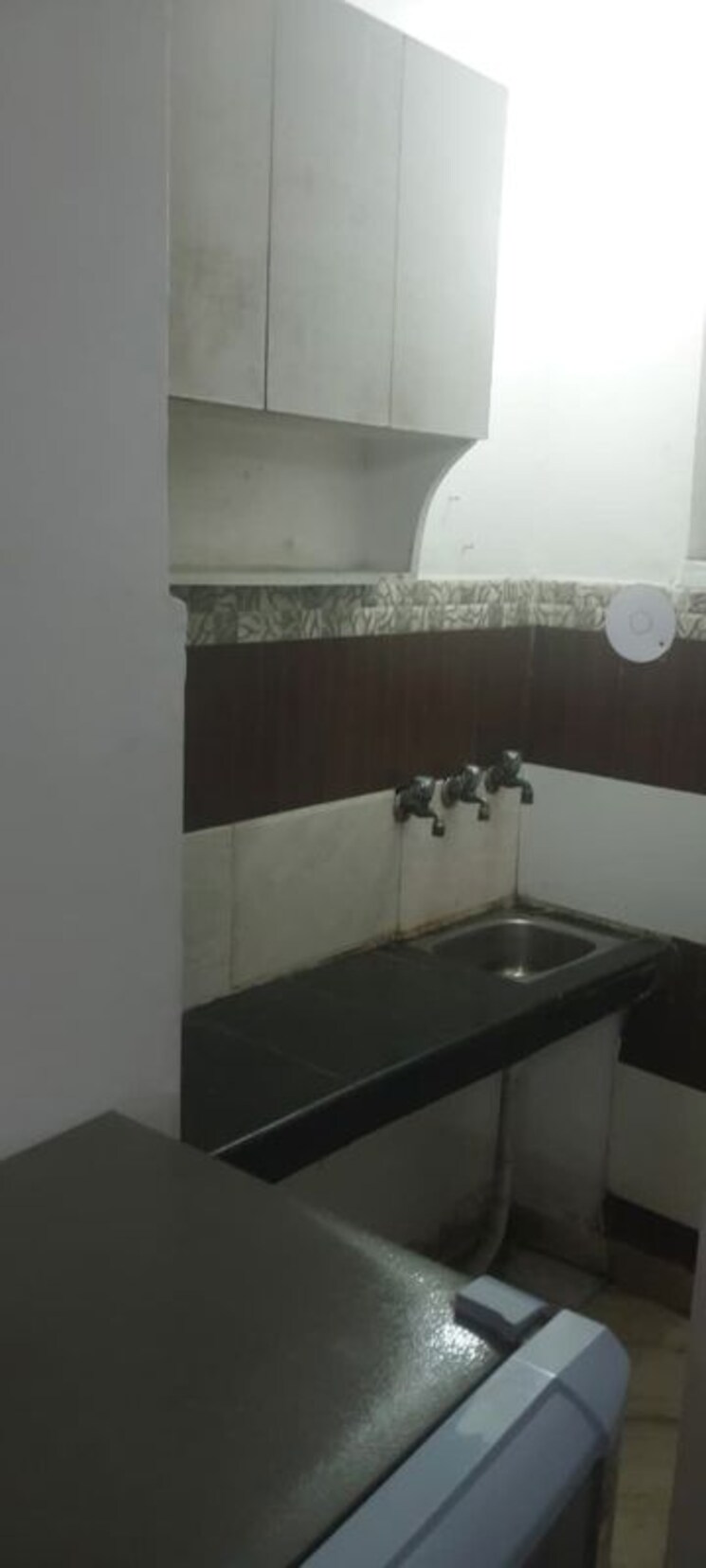 Kitchen, arun-vihar 1 RK 400 Sq.Ft. Apartment In Sector 29 Noida 9792496