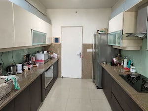 Kitchen in 4 BHK Apartment at DLF The Summit, Dlf Phase V – for Rent