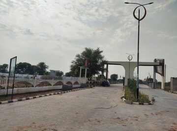  Plot – Exterior View View at Manohariyawala - for Sale