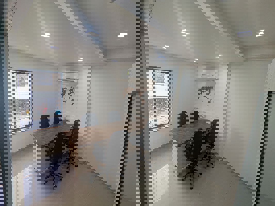 Office Space For Rent in Alkapuri