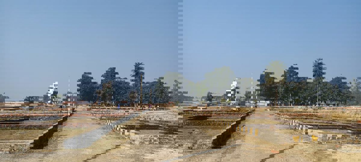 Plot For Sale in Mohanlalganj