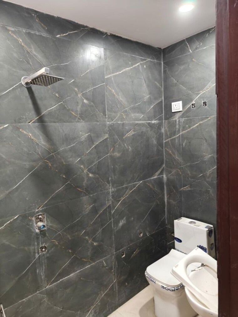 Bathroom, mahavir enclave 1 4 Bedroom 1200 Sq.Ft. Builder Floor In Mahavir Enclave 1 Delhi 9792565