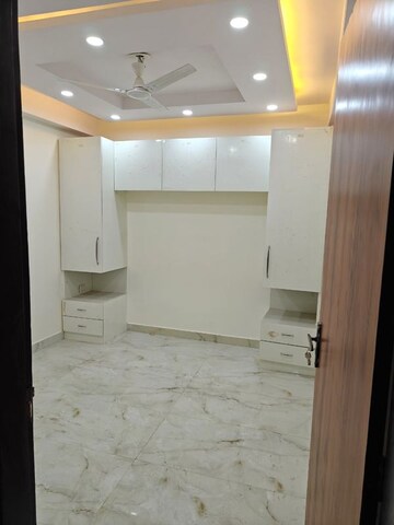 Room in 4 BHK Builder Floor at Mahavir Enclave 1 – for Sale