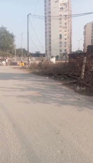  Plot For Sale in BPTP Parkland, Sector 75