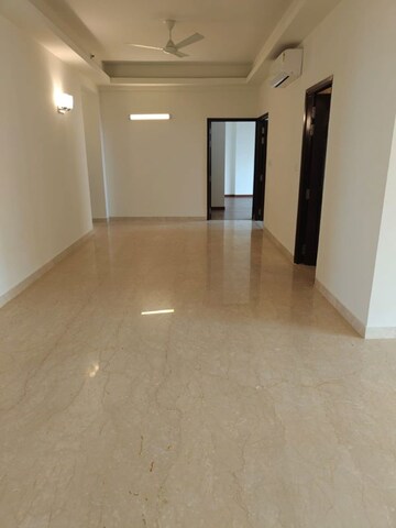 Room in 1 RK Independent House at RWA Apartments Sector 27, Sector 27 – for Rent