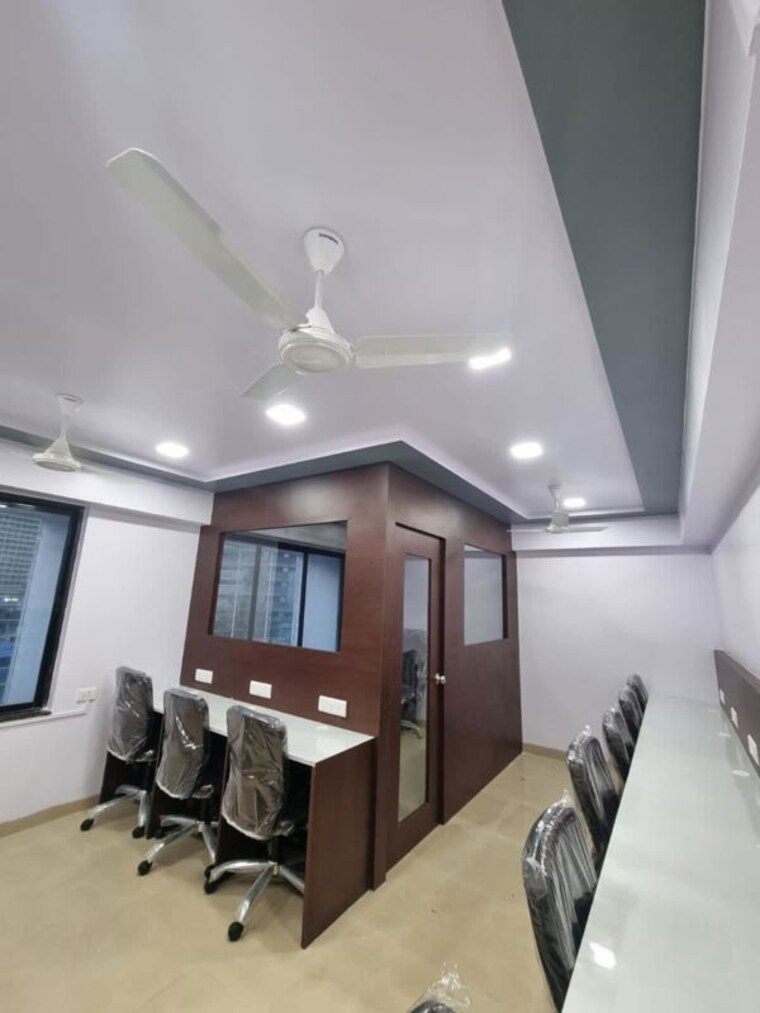 Team Area, agarwal-b2b-center Commercial Office Space 300 Sq.Ft. In Malad West Mumbai 9792595