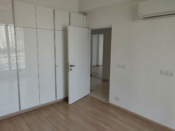 3 BHK Apartment For Rent in DLF The Primus, Sector 82a