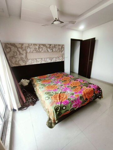 Bedroom in 2 BHK Apartment at Rosa Bella, Ghodbunder Road – for Rent