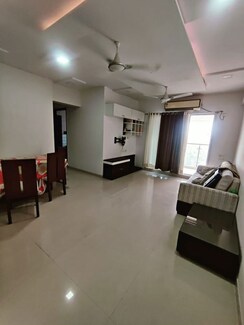 2 BHK Apartment For Rent in Rosa Bella
