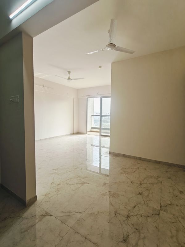 2 BHK Apartment For Rent in Majestique Towers