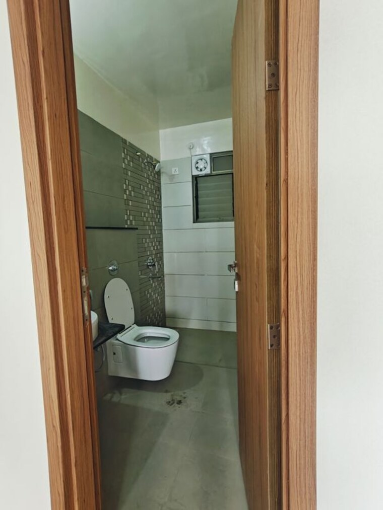 Bathroom, majestique-towers 2 Bedroom 825 Sq.Ft. Apartment In Kharadi Pune 9792722