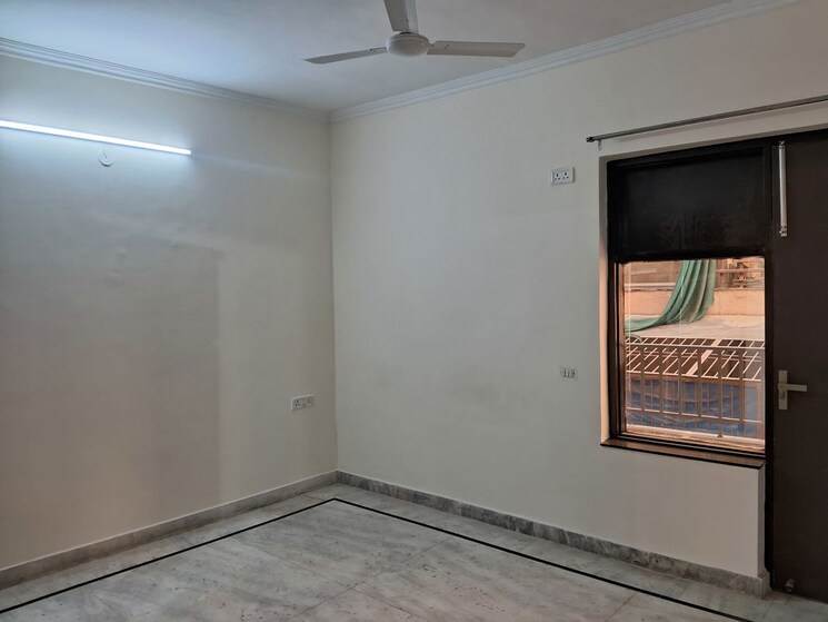 Room, vipul-world-floors 3 Bedroom 1700 Sq.Ft. Builder Floor In Sector 48 Gurgaon 9792727