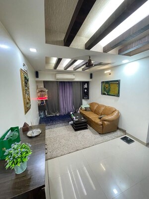 Team Area in 1 BHK Apartment at Shiv Shakti CHS Malad West, Malad West – for Rent