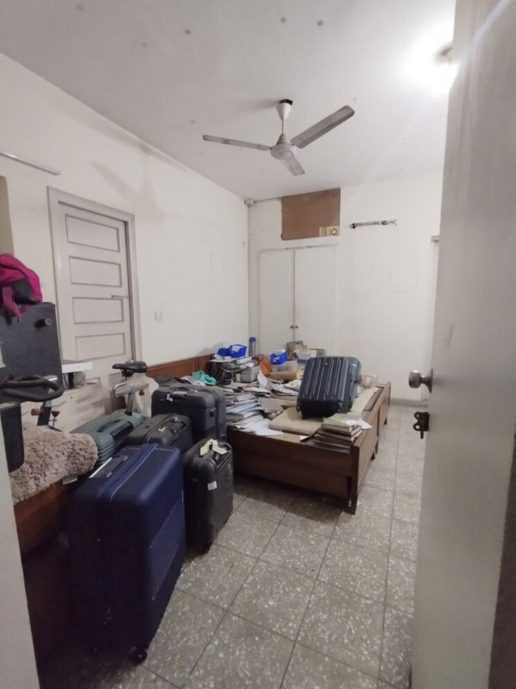 Master Bedroom, kailash colony 3 Bedroom 2700 Sq.Ft. Builder Floor In Kailash Colony Delhi 9792762