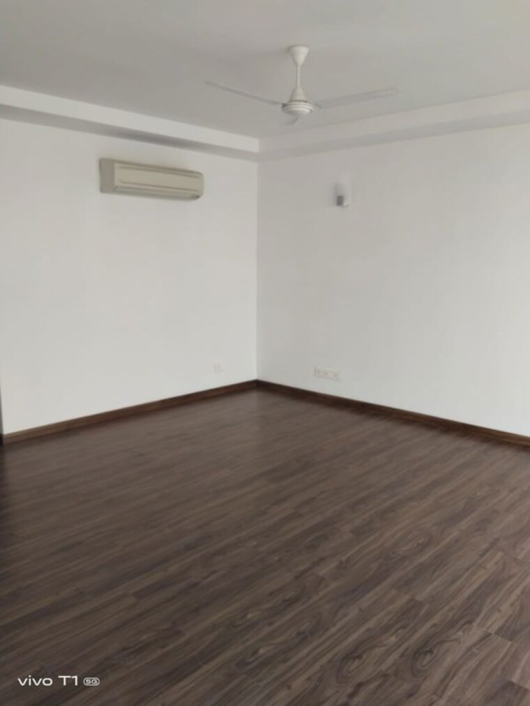 Room, kollur 3 Bedroom 1710 Sq.Ft. Apartment In Kollur Hyderabad 9792751