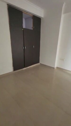 Room in 3.5 BHK Apartment at Saviour Greenisle, Sain Vihar – for Sale