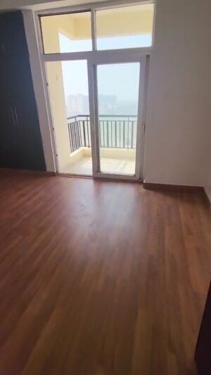 Room in 3.5 BHK Apartment at Saviour Greenisle, Sain Vihar – for Sale