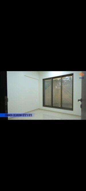 Room in 2 BHK Apartment at Kandivali West – for Sale