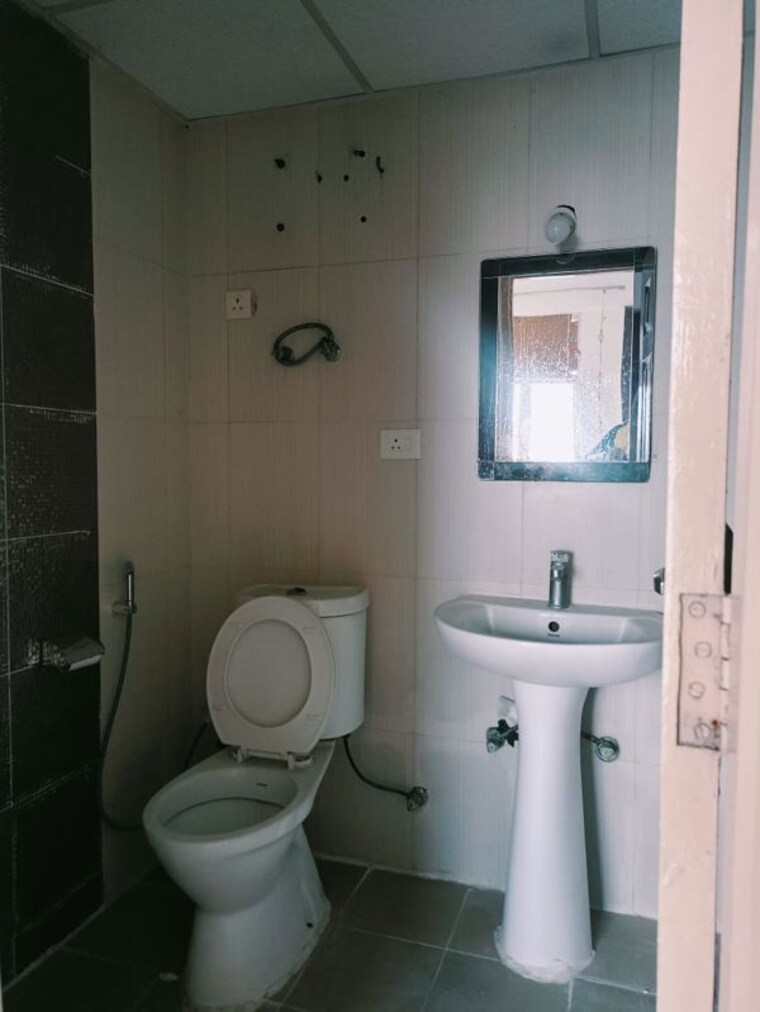 Bathroom, supertech-cape-town 2 Bedroom 1082 Sq.Ft. Apartment In Sector 74 Noida 9792930