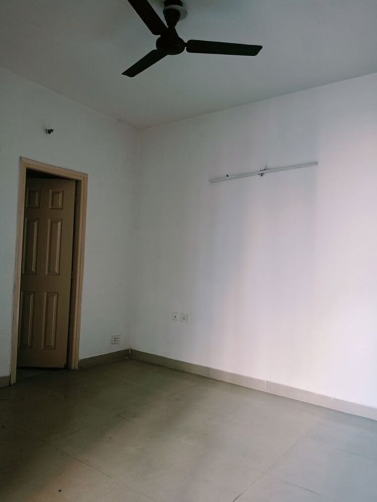 Room, supertech-cape-town 2 Bedroom 1082 Sq.Ft. Apartment In Sector 74 Noida 9792930