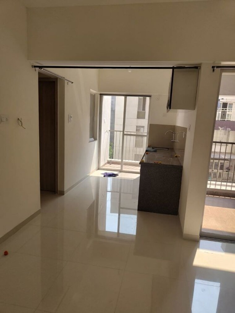 Room, adi-w-57 1 Bedroom 450 Sq.Ft. Apartment In Wakad Pune 9792975