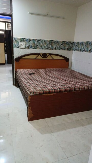 Studio Builder Floor For Rent in Minarch Tower, Sector 44