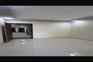 Room in 1 BHK Apartment at Wayle Nagar – for Sale
