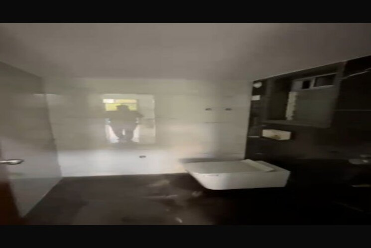 Bathroom, wayle nagar 1 Bedroom 500 Sq.Ft. Apartment In Wayle Nagar Thane 9792882