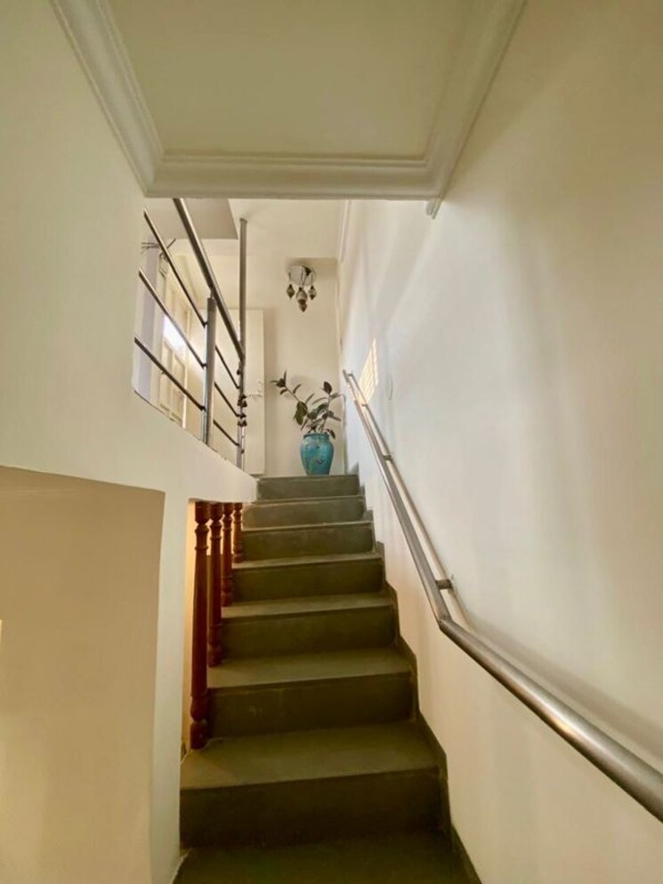 undefined, anand-apartment-bhusari-colony 2.5 Bedroom 2000 Sq.Ft. Apartment In Kothrud Pune 9793150