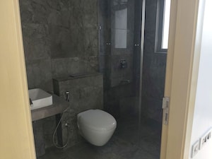 Bathroom in 3 BHK Apartment at Oberoi Sky City, Borivali East – for Sale