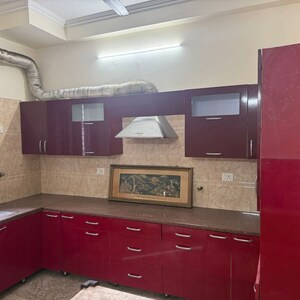 Kitchen in 3 BHK Builder Floor at Sector 31 – for Rent