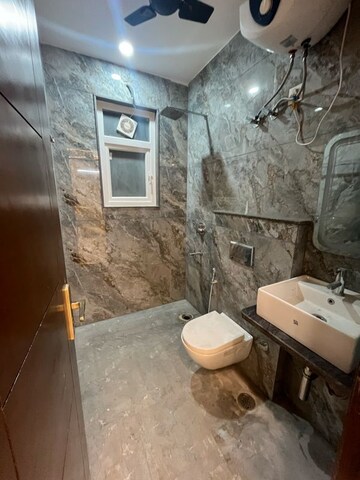 Bathroom in 2 BHK Builder Floor at Dlf Phase I – for Rent